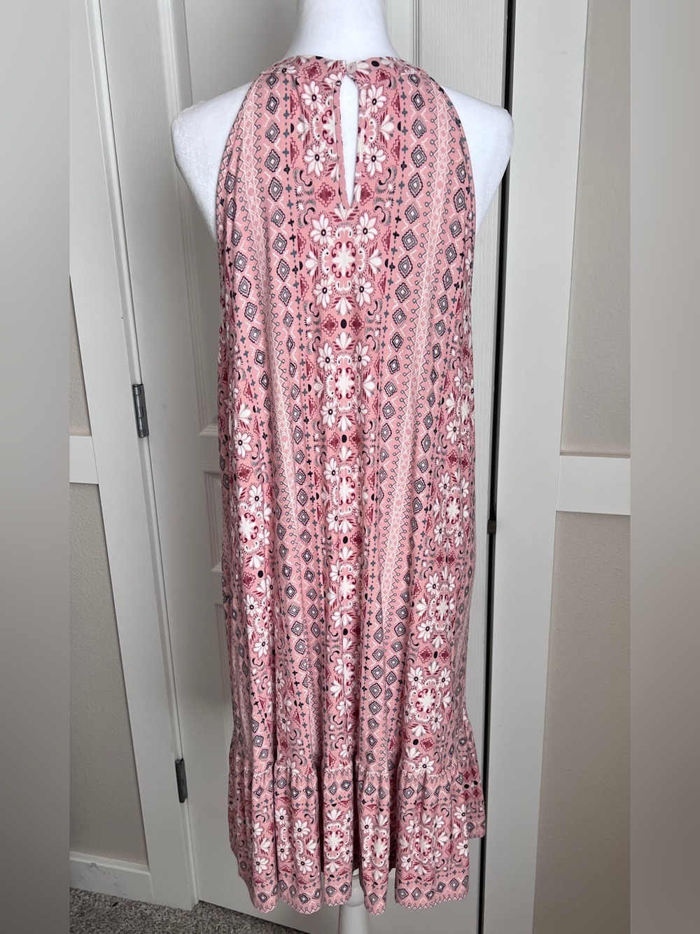 Ann Taylor LOFT Pink Geometric Floral Halter Maxi Dress - Size Large - Picture 6 of 12